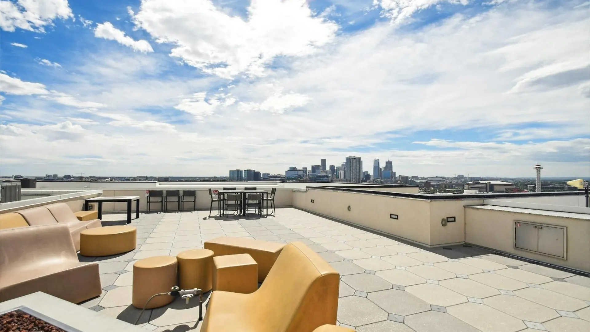 Cloud Nine Retreat | Espadin Lohi Denver